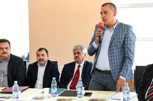 MUNCA MEA  <br/> în parlament